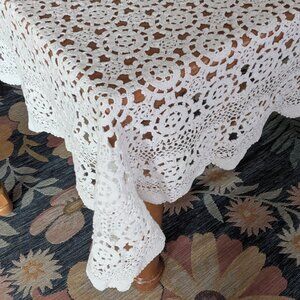 Beautiful Vintage White Lace Tablecloth Rectangle 48"x 70" Scalloped Edges